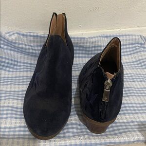 Kenneth Cole Reaction Dark Blue Suede Ankle Boots